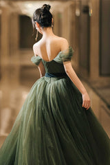 Beautiful Green Tulle Long Prom Dresses, A-Line Off the Shoulder Graduation Dresses