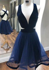 A-line V Neck Sleeveless Short/Mini Tulle Homecoming Dresses