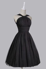 Vintage A Line Straps Knee Length Chiffon Sash Backless Black Party Homecoming Dresses