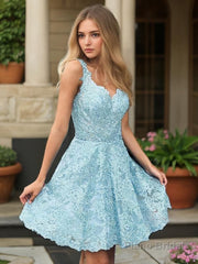 A-Line/Princess V-neck Short/Mini Lace Homecoming Dresses