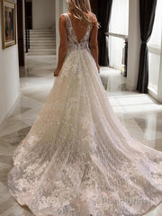 A-Line/Princess V-neck Sweep Train Tulle Wedding Dresses With Appliques Lace