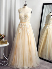 A-line Spaghetti Straps Appliques Lace Floor-Length Tulle Dress