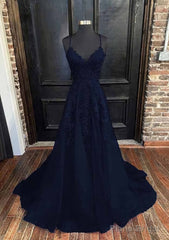 A-line V Neck Spaghetti Straps Sweep Train Tulle Prom Dresses With Appliqued