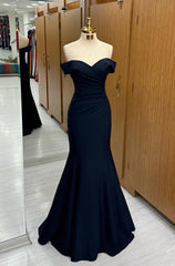 Black Off-the-shoulder Sweetheart Sleeveless Long Mermaid Prom Dresses