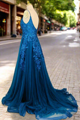 Blue A-line V Neck Prom Dresses Spaghetti Straps Sweep Train Tulle Evening Dresses With Appliqued