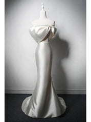 Champagne Satin Mermaid Pearls Wedding Dresses