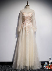 Champagne Tulle Long Sleeve Appliques Prom Dresses