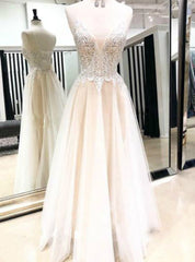 Champagne Tulle V Neck Lace Backless Long Prom Dresses