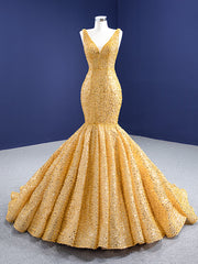 Gold Mermaid V-neck Sequins Pearls Prom Dresses