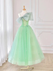 Green Tulle Appliques Beading Prom Dresses