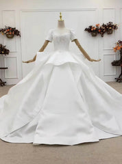 Low Price Guarantee White Ball Gown Satin Short Sleeve Beading Backless Wedding Dresses