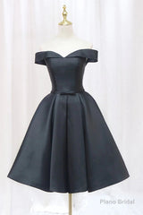 Off the Shoulder Short Black Prom Dresses, Off Shoulder Short Black Formal Graduation Dresses