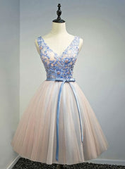 Pink V Neck Tulle Lace Appliques Short Prom Dress