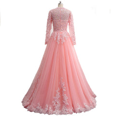 of Appliques long neck O a line long veils Evening Dresses