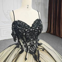 Quinceanera Dress Elegant Spaghetti Straps Embroidery Ball Gown Prom Dresses