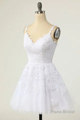 Short A-line V-neck Tulle Lace Backless Prom Dress white Homecoming Dresses