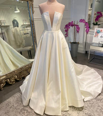 Strapless A-line Satin Wedding Dresses