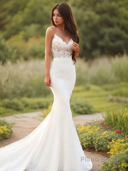 Trumpet/Mermaid V-neck Sweep Train Stretch Crepe Wedding Dresses