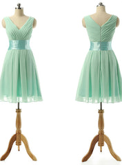 Vintage Bridesmaid Dresses with a Ribbon Light Green V-neck Bridesmaid Dresses with Soft Pleats