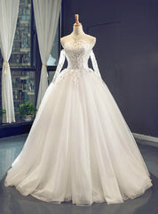 White Ball Gown Tulle Lace Appliques High Neck Wedding Dresses