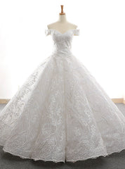 White Ball Gown Tulle Lace Appliques Off the Shoulder Prom Dresses