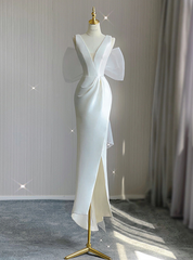 White Satin V-neck Split Wedding Dresses