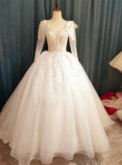 White Tulle Long Sleeve Appliques Beading Wedding Dresses