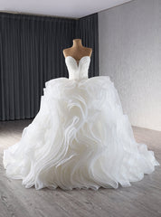 White Tulle Sweetheart Pleats Princess Wedding Dresses