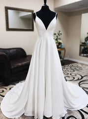 White V-neck Lace Backless Wedding Dresses