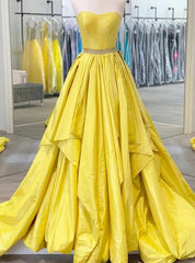 Yellow Satin Sweetheart Prom Dresses with Beading