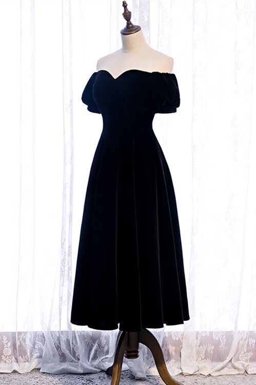 Off the Shoulder Black Velvet Party Dress