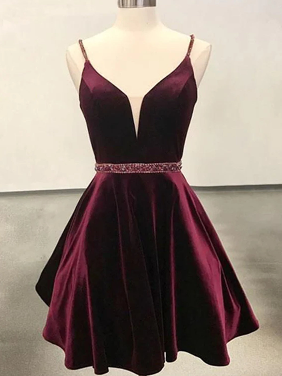 Deep V Neck Short Burgundy Prom Dresses, Deep V Neck Short Burgundy Formal Homecoming Dresses